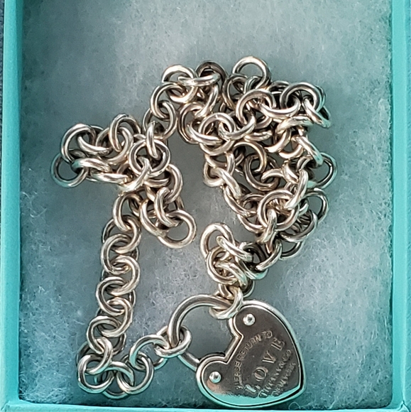 Tiffany Love Lock necklace. - Picture 2 of 6
